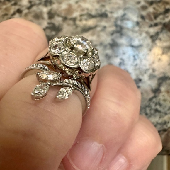 ALL NATURAL DIAMONDS! Vintage Diamond Ring PLUS Diamond Accent Band. - Picture 4 of 10